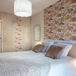 A10 - Staywiz Us -1 Bdr Heart Of Juan Les Pins 5 Min Sea - Ac & Balconies *