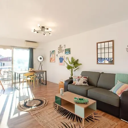 A10 - 1 Bdr Heart Of Juan Les Pins 5 Min Sea - Ac & Balconies 앙티브