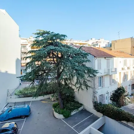 A10 - 1 Bdr Heart Of Juan Les Pins 5 Min Sea - Ac & Balconies *