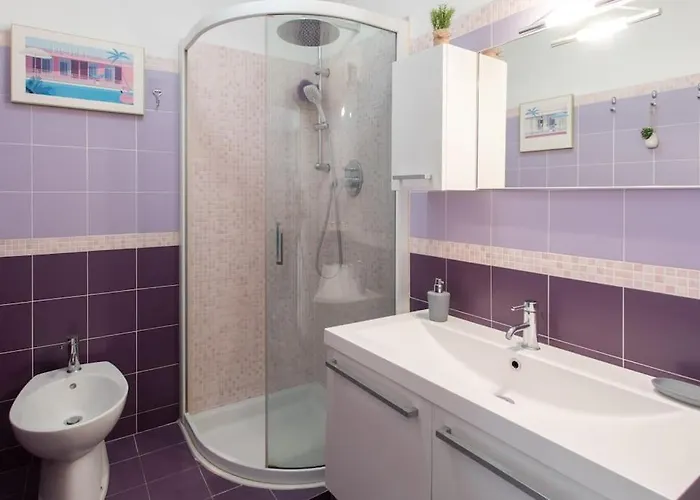 A10 - Staywiz Us -1 Bdr Heart Of Juan Les Pins 5 Min Sea - Ac & Balconies * Antibes