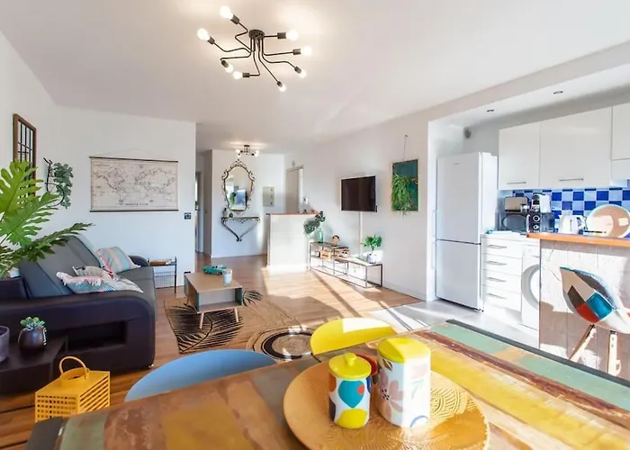 A10 - Staywiz Us -1 Bdr Heart Of Juan Les Pins 5 Min Sea - Ac & Balconies Apartamento