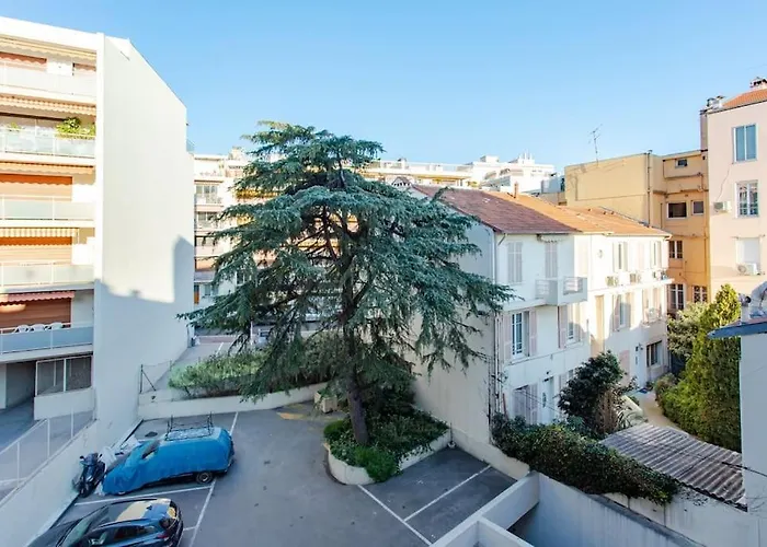 A10 - Staywiz Us -1 Bdr Heart Of Juan Les Pins 5 Min Sea - Ac & Balconies *