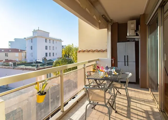 A10 - Staywiz Us -1 Bdr Heart Of Juan Les Pins 5 Min Sea - Ac & Balconies Apartamento